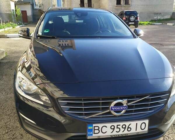 Черный Вольво B60, объемом двигателя 1.6 л и пробегом 210 тыс. км за 12900 $, фото 3 на Automoto.ua