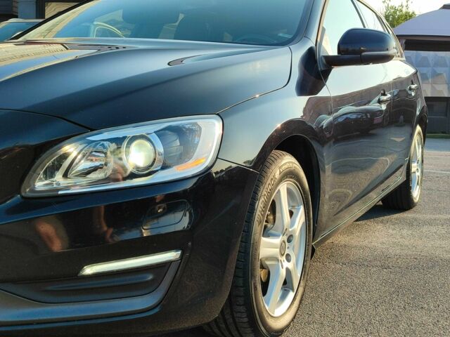 Черный Вольво B60, объемом двигателя 2 л и пробегом 267 тыс. км за 14200 $, фото 5 на Automoto.ua