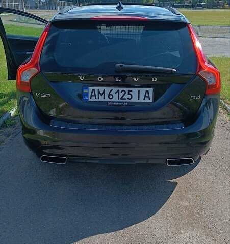 Вольво B60 2014 у Житомирі на Automoto.ua Чорний Вольво B60, об'ємом двигуна 2 л та пробігом 350 тис. км за 12899 $, фото 12 на Automoto.ua