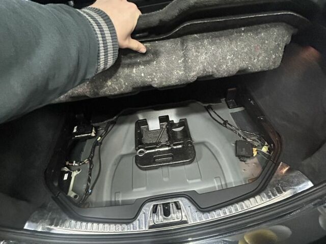 Черный Вольво B60, объемом двигателя 2 л и пробегом 188 тыс. км за 370 $, фото 20 на Automoto.ua