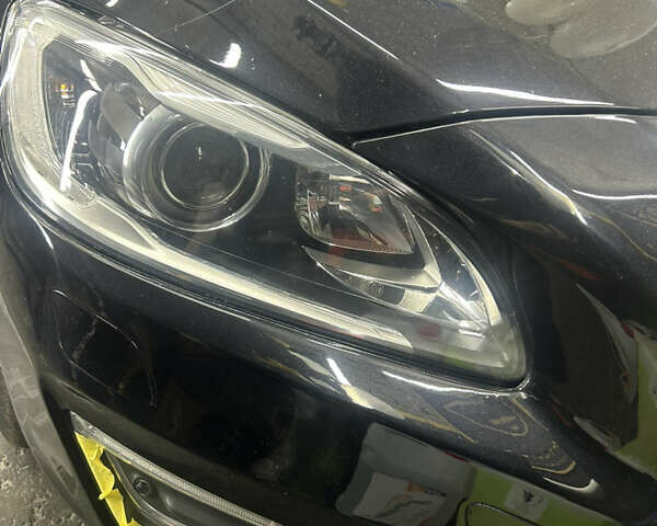 Черный Вольво B60, объемом двигателя 1.97 л и пробегом 261 тыс. км за 15500 $, фото 16 на Automoto.ua