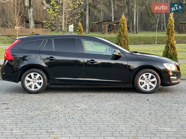 Черный Вольво B60, объемом двигателя 2.4 л и пробегом 235 тыс. км за 15290 $, фото 3 на Automoto.ua