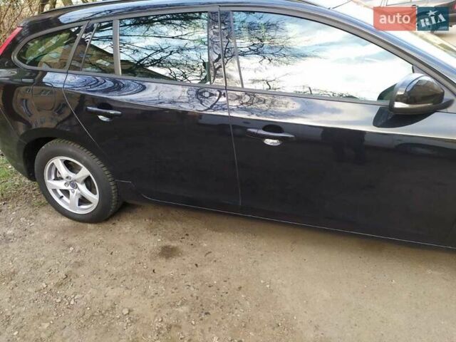 Черный Вольво B60, объемом двигателя 1.6 л и пробегом 210 тыс. км за 12900 $, фото 15 на Automoto.ua