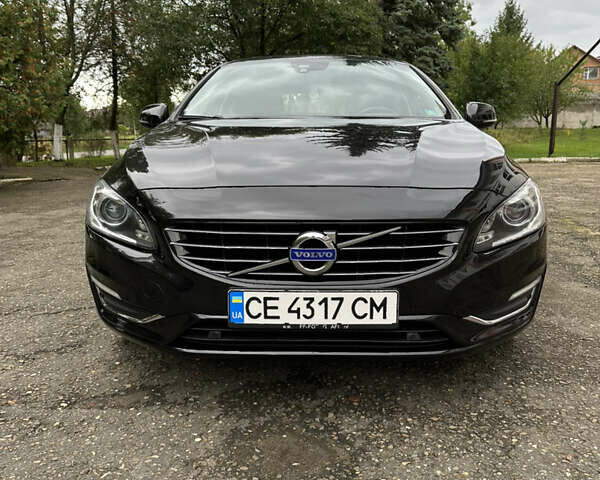 Черный Вольво B60, объемом двигателя 2.4 л и пробегом 174 тыс. км за 17400 $, фото 2 на Automoto.ua
