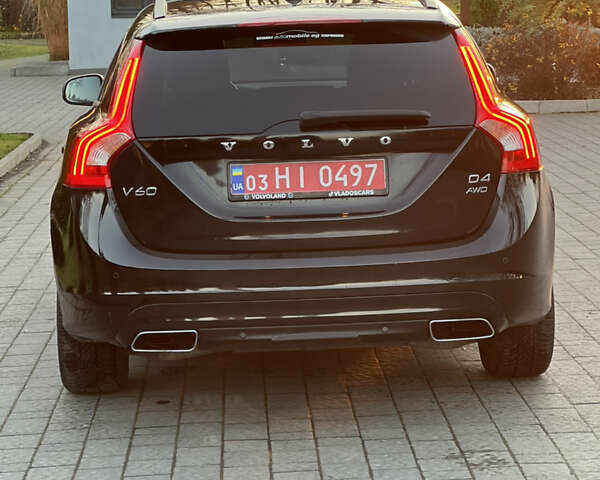 Черный Вольво B60, объемом двигателя 2.4 л и пробегом 235 тыс. км за 15290 $, фото 12 на Automoto.ua