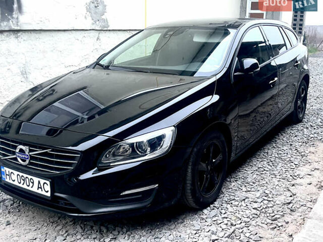 Черный Вольво B60, объемом двигателя 1.98 л и пробегом 220 тыс. км за 13000 $, фото 2 на Automoto.ua