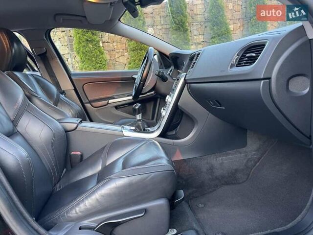 Чорний Вольво B60, об'ємом двигуна 1.56 л та пробігом 219 тис. км за 11700 $, фото 61 на Automoto.ua