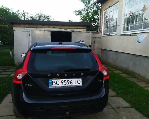 Черный Вольво B60, объемом двигателя 1.6 л и пробегом 210 тыс. км за 12900 $, фото 12 на Automoto.ua