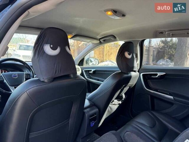 Черный Вольво B60, объемом двигателя 2 л и пробегом 222 тыс. км за 13490 $, фото 22 на Automoto.ua