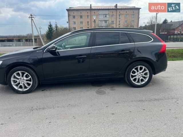 Черный Вольво B60, объемом двигателя 2.4 л и пробегом 298 тыс. км за 14100 $, фото 2 на Automoto.ua
