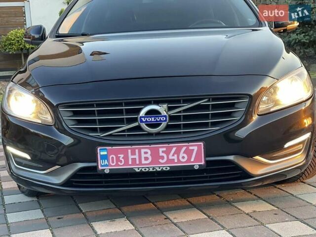 Чорний Вольво B60, об'ємом двигуна 1.56 л та пробігом 219 тис. км за 11700 $, фото 72 на Automoto.ua