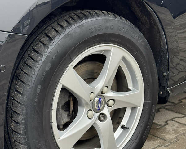 Черный Вольво B60, объемом двигателя 1.56 л и пробегом 246 тыс. км за 13800 $, фото 10 на Automoto.ua