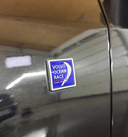 Черный Вольво B60, объемом двигателя 1.99 л и пробегом 212 тыс. км за 11800 $, фото 21 на Automoto.ua