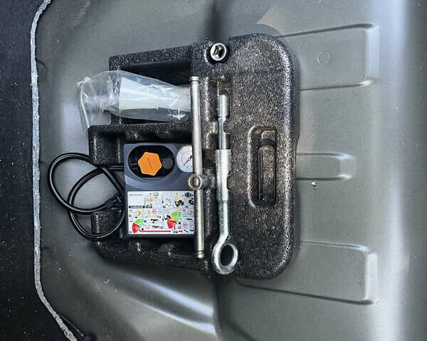 Чорний Вольво B60, об'ємом двигуна 1.97 л та пробігом 224 тис. км за 12800 $, фото 39 на Automoto.ua