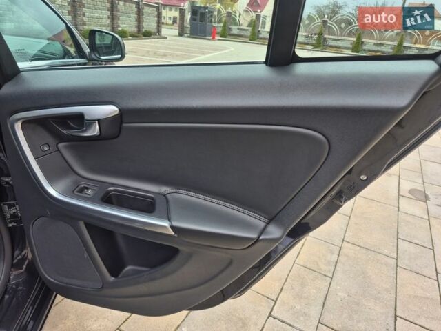 Чорний Вольво B60, об'ємом двигуна 1.97 л та пробігом 250 тис. км за 11900 $, фото 31 на Automoto.ua