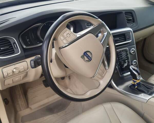 Чорний Вольво B60, об'ємом двигуна 1.97 л та пробігом 126 тис. км за 13499 $, фото 64 на Automoto.ua