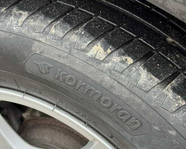 Черный Вольво B60, объемом двигателя 1.56 л и пробегом 246 тыс. км за 13800 $, фото 19 на Automoto.ua