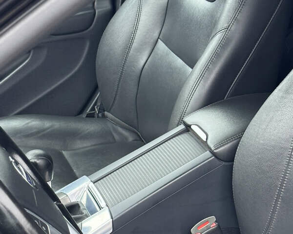 Черный Вольво B60, объемом двигателя 1.56 л и пробегом 246 тыс. км за 13800 $, фото 73 на Automoto.ua