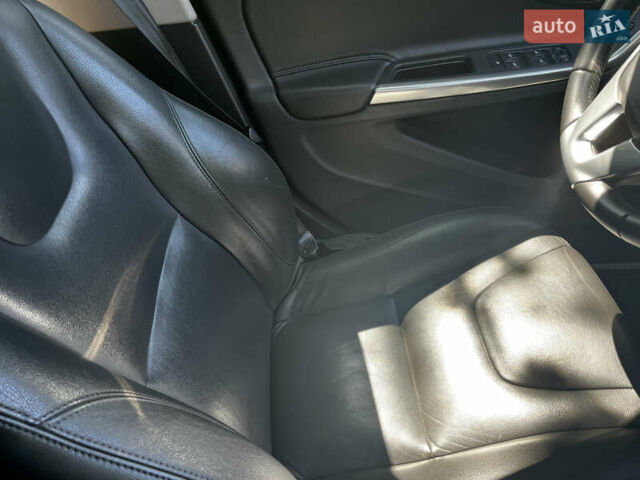 Чорний Вольво B60, об'ємом двигуна 1.97 л та пробігом 224 тис. км за 12800 $, фото 28 на Automoto.ua