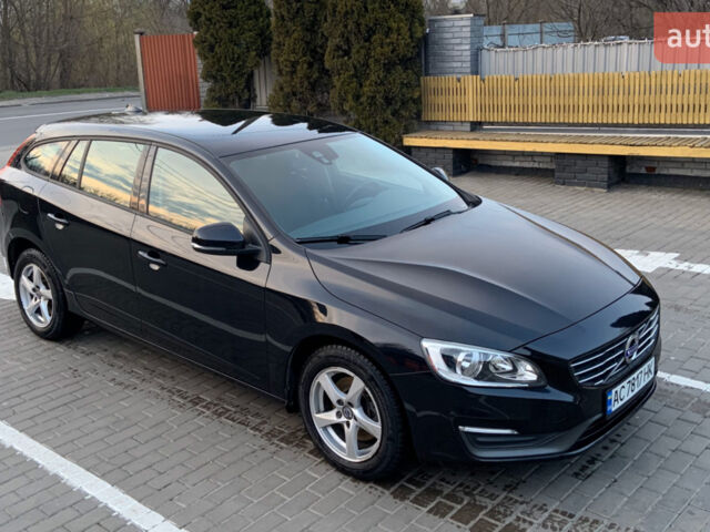 Черный Вольво B60, объемом двигателя 1.56 л и пробегом 156 тыс. км за 10900 $, фото 8 на Automoto.ua