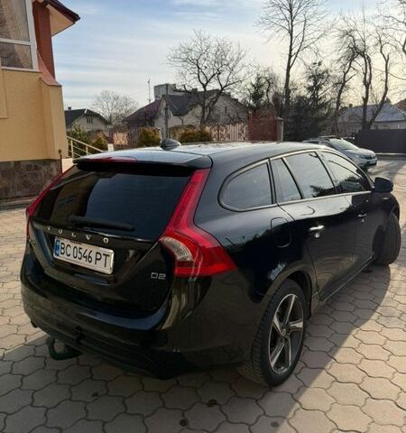 Черный Вольво B60, объемом двигателя 1.56 л и пробегом 260 тыс. км за 10500 $, фото 5 на Automoto.ua