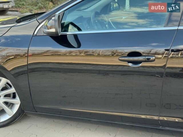 Черный Вольво B60, объемом двигателя 2 л и пробегом 246 тыс. км за 14550 $, фото 4 на Automoto.ua