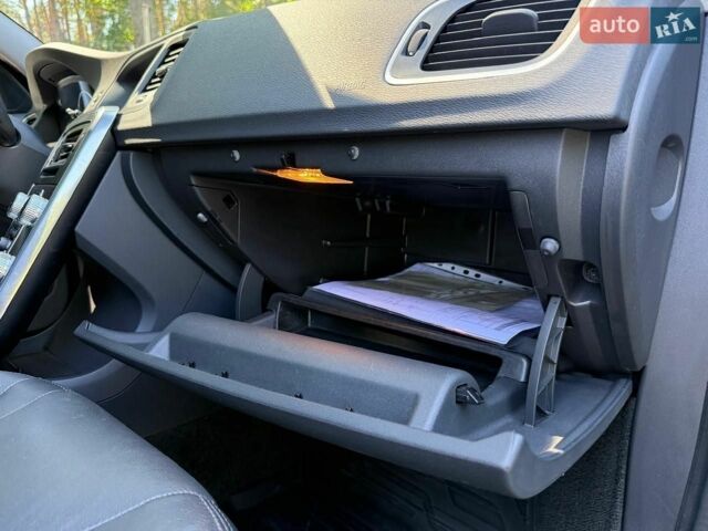 Чорний Вольво B60, об'ємом двигуна 1.97 л та пробігом 264 тис. км за 12300 $, фото 37 на Automoto.ua