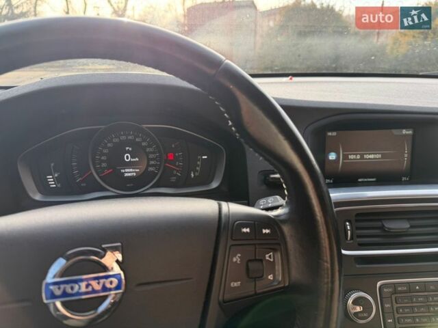 Чорний Вольво B60, об'ємом двигуна 1.56 л та пробігом 260 тис. км за 11000 $, фото 12 на Automoto.ua