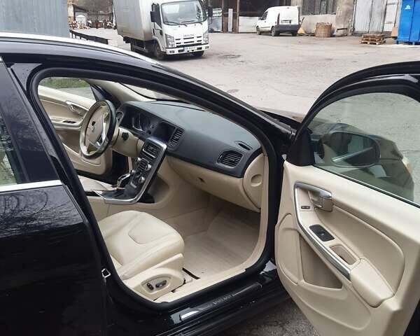 Чорний Вольво B60, об'ємом двигуна 1.97 л та пробігом 126 тис. км за 13499 $, фото 84 на Automoto.ua