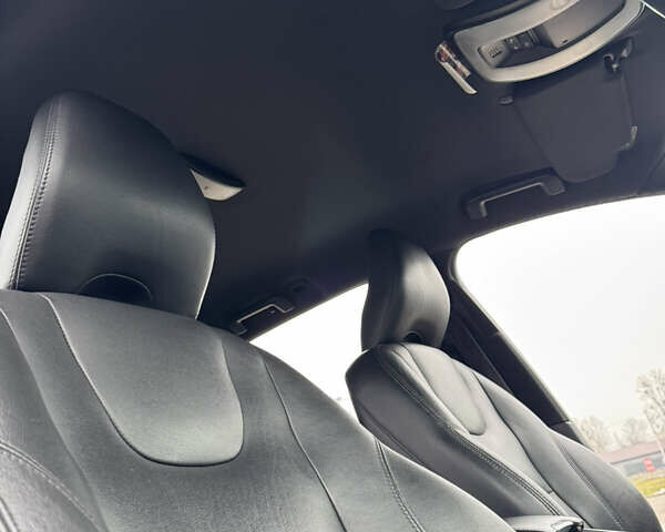 Черный Вольво B60, объемом двигателя 1.56 л и пробегом 246 тыс. км за 13800 $, фото 41 на Automoto.ua