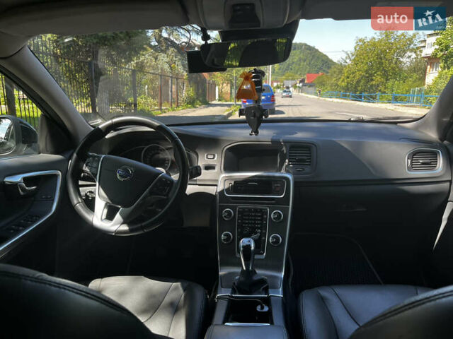 Чорний Вольво B60, об'ємом двигуна 1.97 л та пробігом 235 тис. км за 12700 $, фото 8 на Automoto.ua