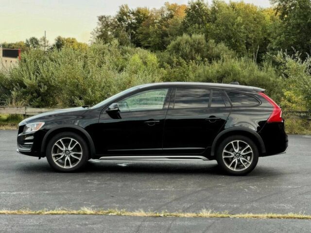 Черный Вольво B60, объемом двигателя 2.5 л и пробегом 78 тыс. км за 5300 $, фото 2 на Automoto.ua