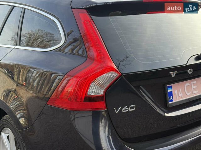Черный Вольво B60, объемом двигателя 2 л и пробегом 148 тыс. км за 12200 $, фото 12 на Automoto.ua