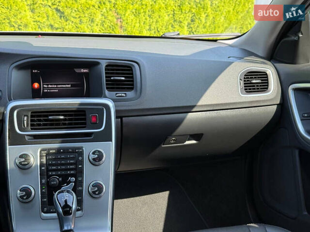 Черный Вольво B60, объемом двигателя 2 л и пробегом 148 тыс. км за 12999 $, фото 44 на Automoto.ua