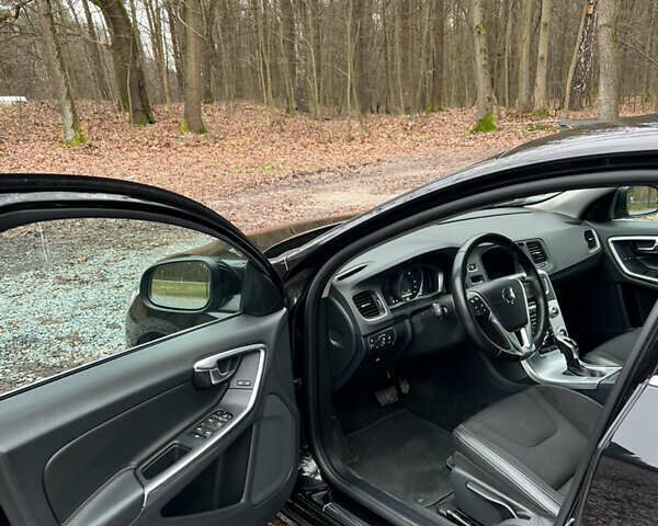 Чорний Вольво B60, об'ємом двигуна 2 л та пробігом 207 тис. км за 14200 $, фото 12 на Automoto.ua