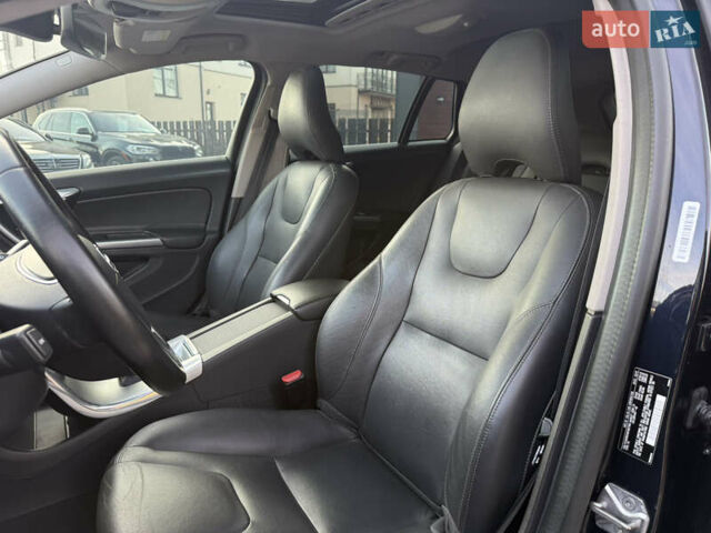 Черный Вольво B60, объемом двигателя 2 л и пробегом 148 тыс. км за 12200 $, фото 34 на Automoto.ua