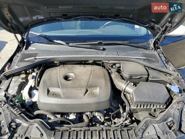 Вольво B60 2017 в Львове на Automoto.ua Черный Вольво B60, объемом двигателя 1.97 л и пробегом 90 тыс. км за 3000 $, фото 10 на Automoto.ua