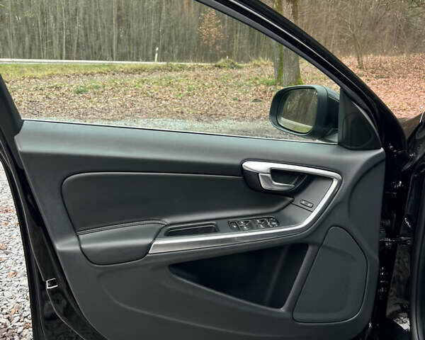 Чорний Вольво B60, об'ємом двигуна 2 л та пробігом 207 тис. км за 14200 $, фото 13 на Automoto.ua
