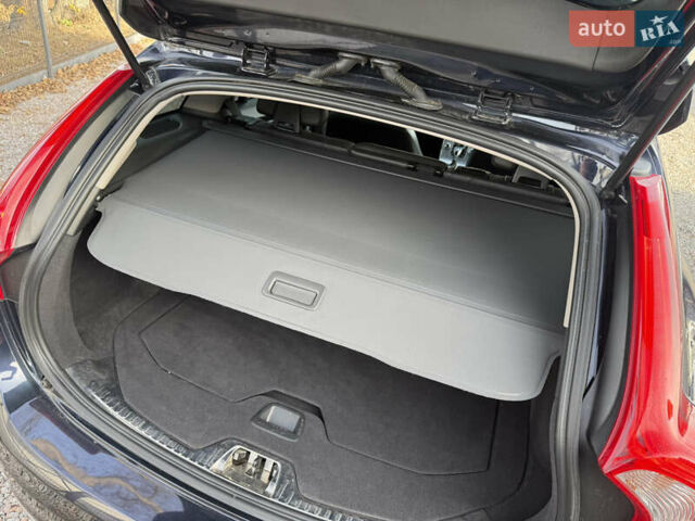 Черный Вольво B60, объемом двигателя 2 л и пробегом 148 тыс. км за 12200 $, фото 68 на Automoto.ua