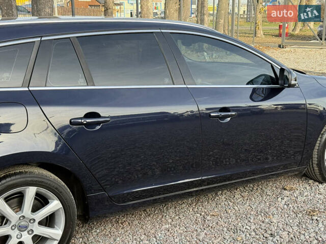 Черный Вольво B60, объемом двигателя 2 л и пробегом 148 тыс. км за 12200 $, фото 19 на Automoto.ua