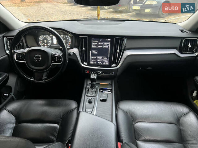 Черный Вольво B60, объемом двигателя 1.97 л и пробегом 456 тыс. км за 24999 $, фото 8 на Automoto.ua