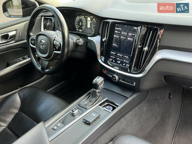 Чорний Вольво B60, об'ємом двигуна 0 л та пробігом 260 тис. км за 24900 $, фото 6 на Automoto.ua