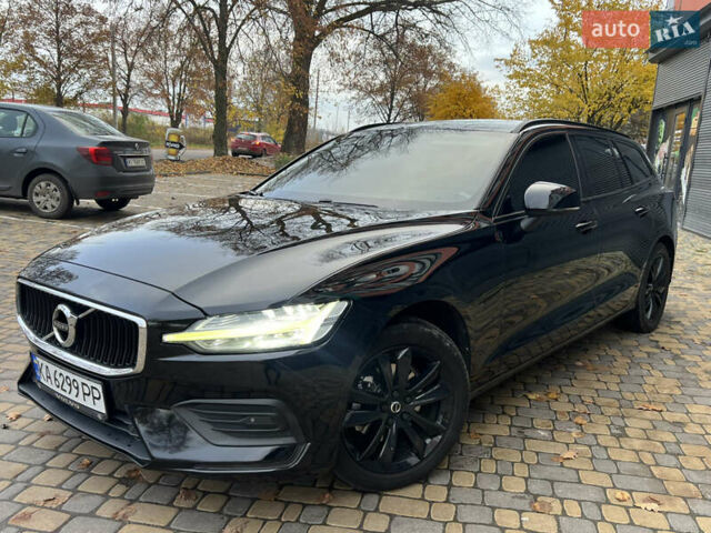 Черный Вольво B60, объемом двигателя 1.97 л и пробегом 456 тыс. км за 24999 $, фото 1 на Automoto.ua