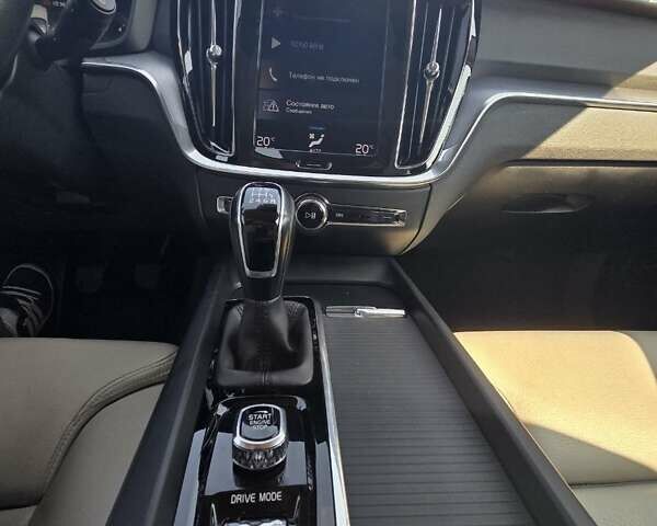 Черный Вольво B60, объемом двигателя 1.97 л и пробегом 194 тыс. км за 22550 $, фото 9 на Automoto.ua