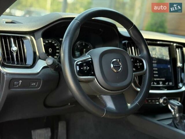 Черный Вольво B60, объемом двигателя 2 л и пробегом 255 тыс. км за 20999 $, фото 25 на Automoto.ua