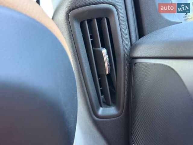 Черный Вольво B60, объемом двигателя 2 л и пробегом 255 тыс. км за 20999 $, фото 56 на Automoto.ua