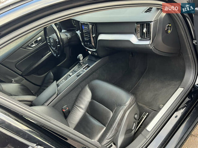 Чорний Вольво B60, об'ємом двигуна 0 л та пробігом 260 тис. км за 24900 $, фото 7 на Automoto.ua