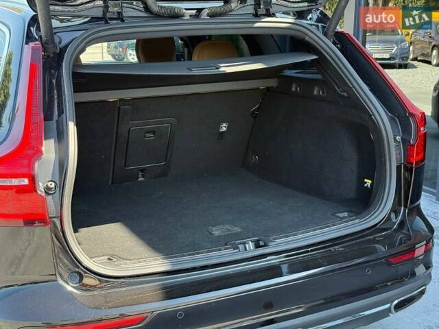Черный Вольво B60, объемом двигателя 2 л и пробегом 255 тыс. км за 21500 $, фото 74 на Automoto.ua