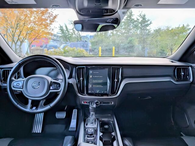 Черный Вольво B60, объемом двигателя 2 л и пробегом 35 тыс. км за 5500 $, фото 10 на Automoto.ua