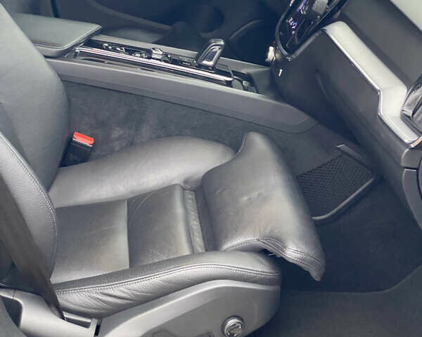 Черный Вольво B60, объемом двигателя 1.97 л и пробегом 106 тыс. км за 23999 $, фото 22 на Automoto.ua